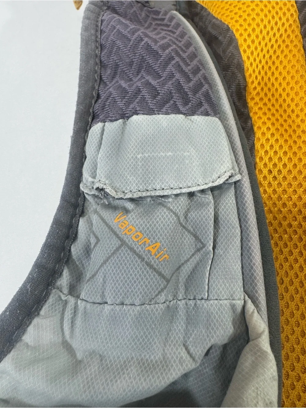 Nathan ultra light vapor air  Men's Running hydration Vest Backpack